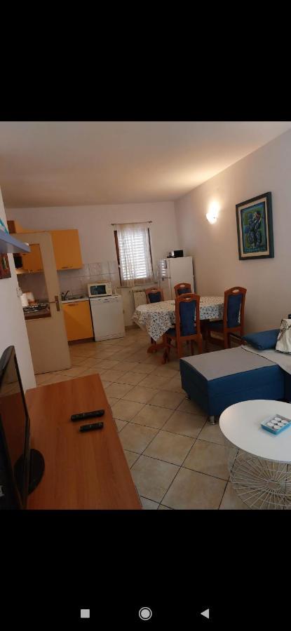 Apartments Graciela Пула Экстерьер фото
